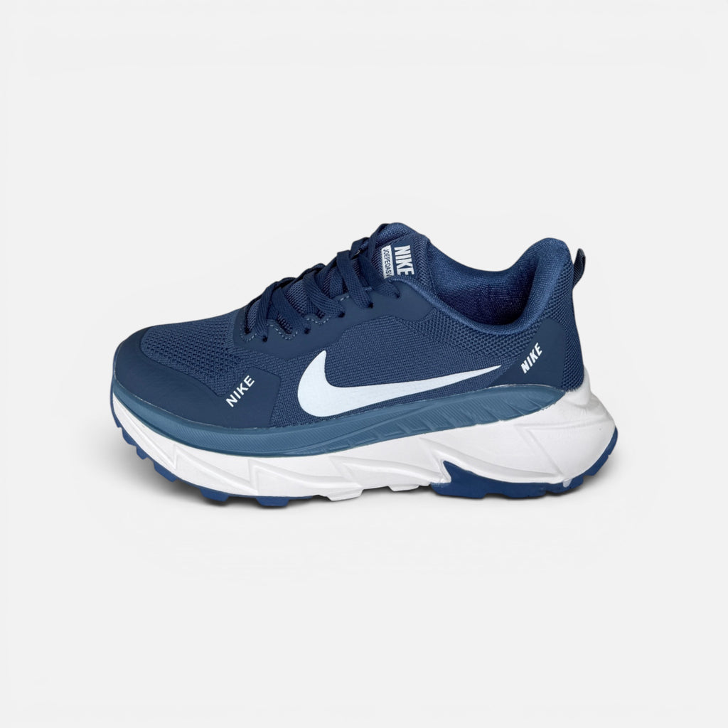 Nike R7700
