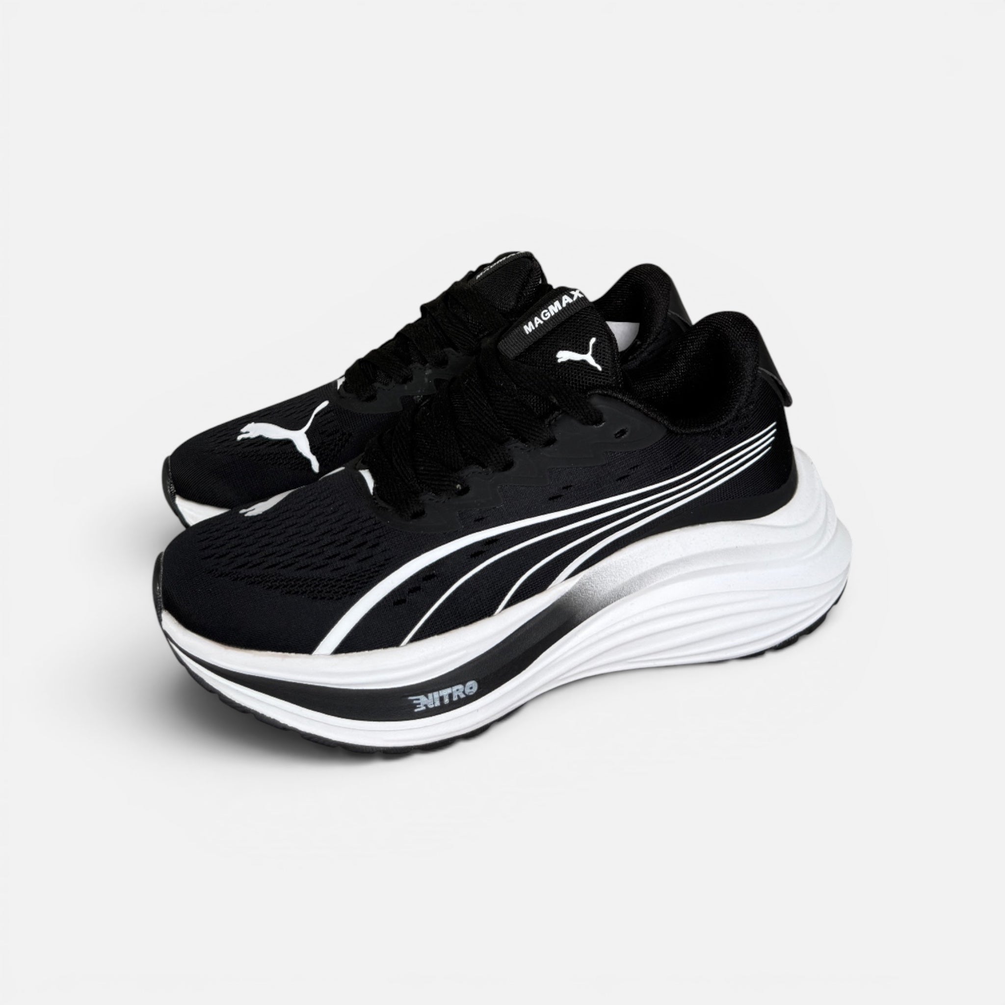 PUMA N890
