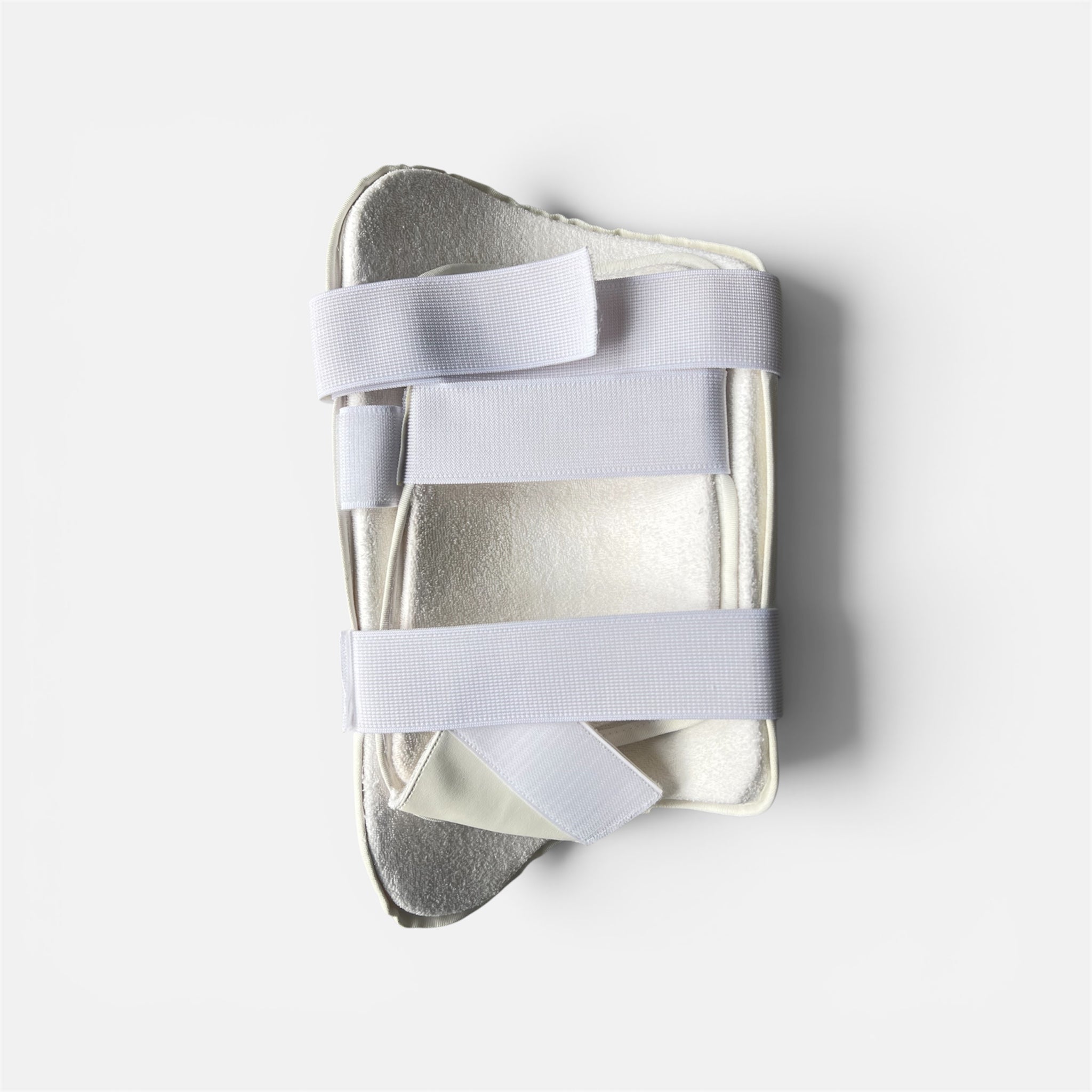 CA 20K cricket thigh guard, view 2